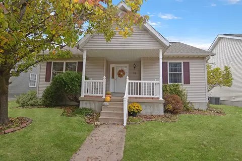 1110 Whitaker St, Normal, IL 61761 photo 2