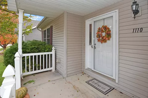 1110 Whitaker St, Normal, IL 61761 photo 3