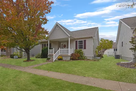 1110 Whitaker St, Normal, IL 61761