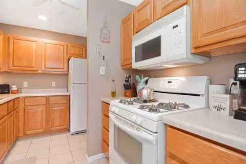 1110 Whitaker St, Normal, IL 61761 photo 12