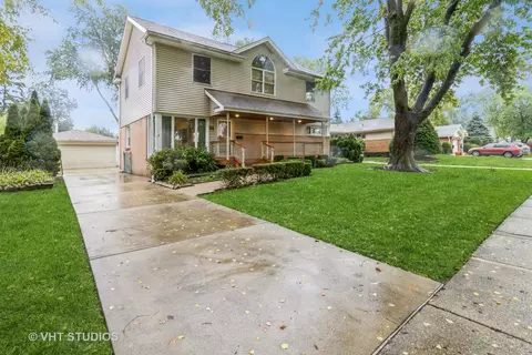 111 S Can Dota Ave, Mount Prospect, IL 60056
