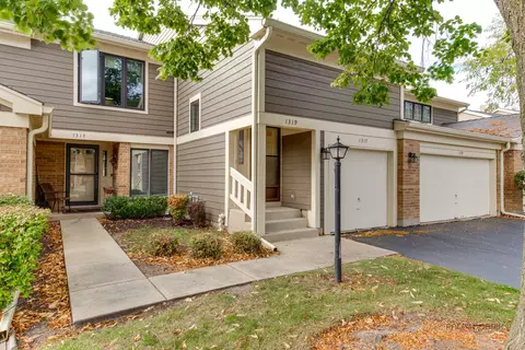 1319 Downs Pkwy #0, Libertyville, IL 60048