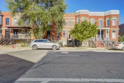 2926 W Warren Blvd, Chicago, IL 60612
