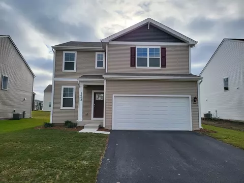 2400 Tahoe Ln, Pingree Grove, IL 60140
