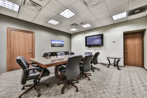 111 E Chestnut St #17H, Chicago, IL 60611 photo 10