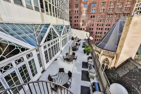 111 E Chestnut St #17H, Chicago, IL 60611 photo 4
