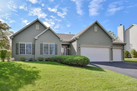 40 W041 Chadsworth Dr, Geneva, IL 60134