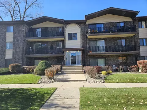 13526 Lawler Ave #28, Crestwood, IL 60445