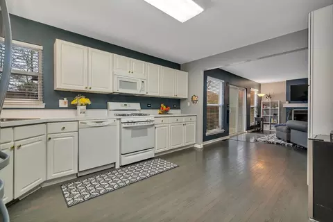 7312 Atkinson Cir, Plainfield, IL 60586 photo 8