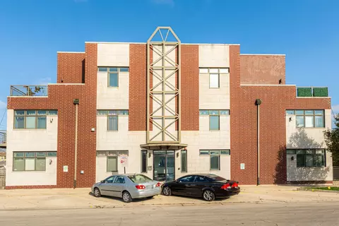 7200 W Palmer St #2NW, Elmwood Park, IL 60707