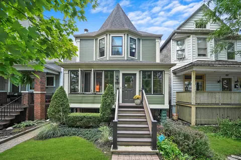 2518 N Drake Ave, Chicago, IL 60647