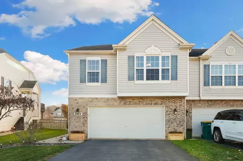 2448 Saddle Ridge Dr, Joliet, IL 60432