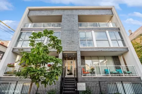 1613 W Beach Ave #1E, Chicago, IL 60622