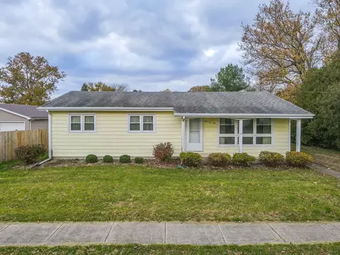 506 N Douglas St, Gilman, IL 60938