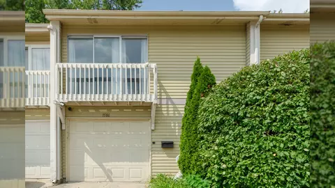 1586 Elder Dr #1586, Aurora, IL 60506