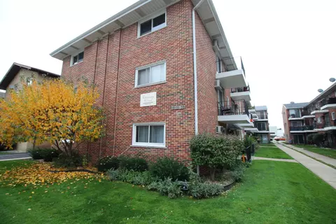 6131 W 64th Pl #F3, Chicago, IL 60638