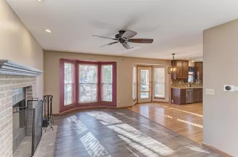 2304 Ashwood Dr, Plainfield, IL 60586 photo 19