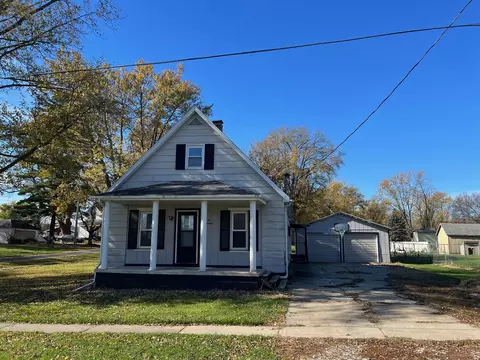 600 N Lincoln Ave, Saint David, IL 61563