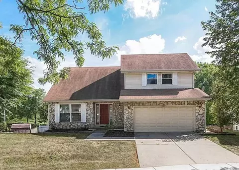 2029 Greens Ct, Hoffman Estates, IL 60169