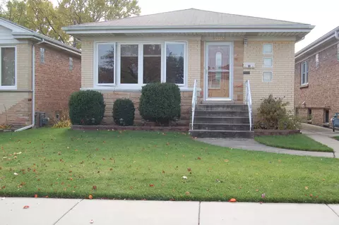 6905 W Leland Ave, Harwood Heights, IL 60706