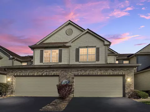 1482 Keystone Ct #58-4, Elgin, IL 60120