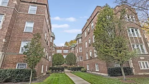 1230 Elmwood Ave #1E, Evanston, IL 60202