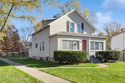311 S Park Blvd, Glen Ellyn, IL 60137