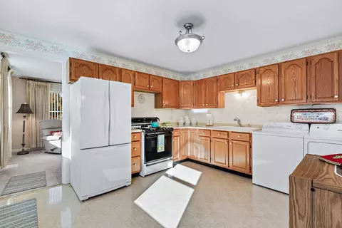 2400 Dove St, Rolling Meadows, IL 60008 photo 8