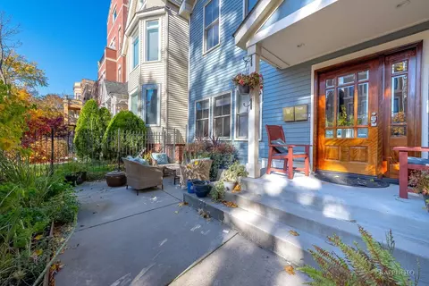 840 W Lill Ave, Chicago, IL 60614