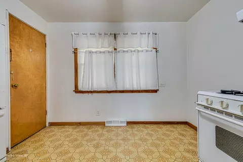 3908 E 110th St, Chicago, IL 60617 photo 16