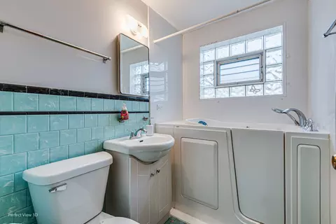 3908 E 110th St, Chicago, IL 60617 photo 17