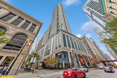 130 N Garland Ct #3304, Chicago, IL 60602