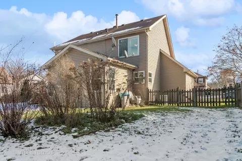 1198 Monarch Ln, Hoffman Estates, IL 60192 photo 24