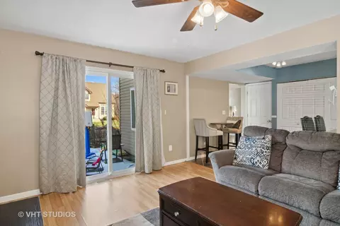 1198 Monarch Ln, Hoffman Estates, IL 60192 photo 13