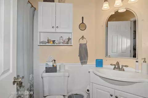 1198 Monarch Ln, Hoffman Estates, IL 60192 photo 17