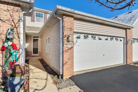 16753 S Sunset Ridge Ct, Lockport, IL 60441