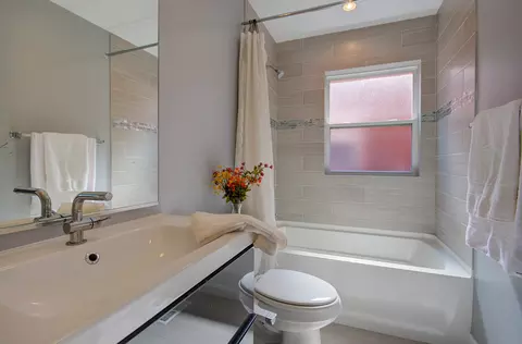 4162 S Berkeley Ave, Chicago, IL 60653 photo 21