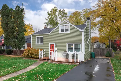 62 N Garfield St, Lombard, IL 60148