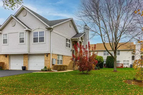 9330 Waterfall Glen Blvd, Darien, IL 60561