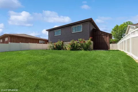 15523 Brianne Ln, Oak Forest, IL 60452 photo 23