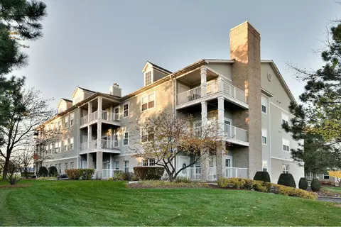 1291 W Lake St #101, Addison, IL 60101