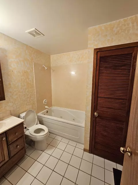 4103 Owl Dr, Rolling Meadows, IL 60008 photo 10