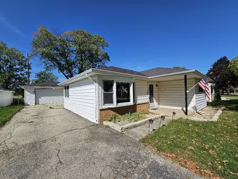 4103 Owl Dr, Rolling Meadows, IL 60008 photo 2