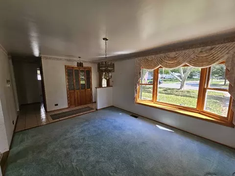 4103 Owl Dr, Rolling Meadows, IL 60008 photo 4