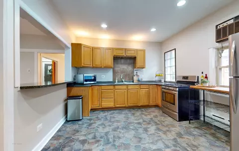811 Case St, Evanston, IL 60202 photo 6
