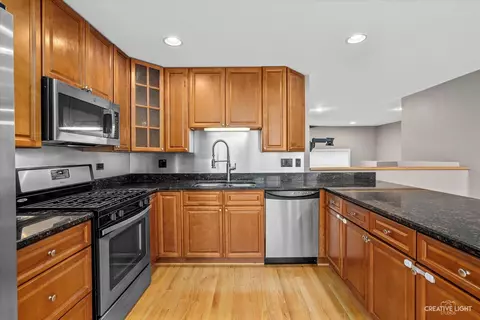 4155 S Lowe Ave, Chicago, IL 60609 photo 10