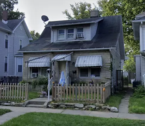 309 W Columbia Ave, Champaign, IL 61820