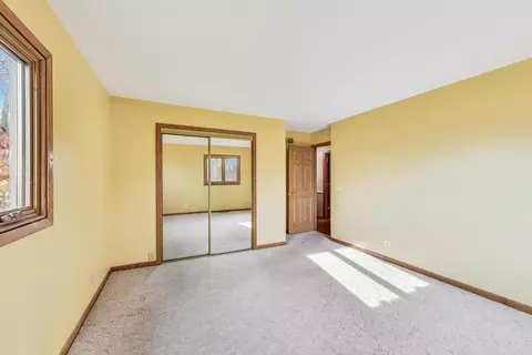 8 N581 Stevens Rd, Elgin, IL 60124 photo 17