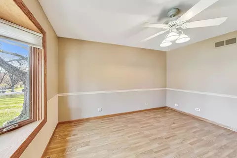 8 N581 Stevens Rd, Elgin, IL 60124 photo 8