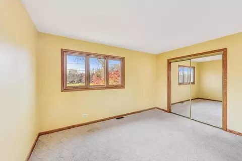 8 N581 Stevens Rd, Elgin, IL 60124 photo 16
